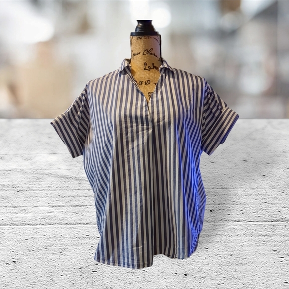 Madewell size S strightly cropped blue and white striped top - Picture 6 of 10
